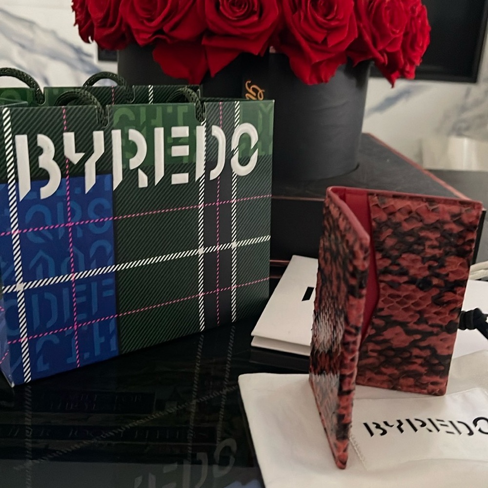 AUTH BYREDO SNAKESKIN WALLET